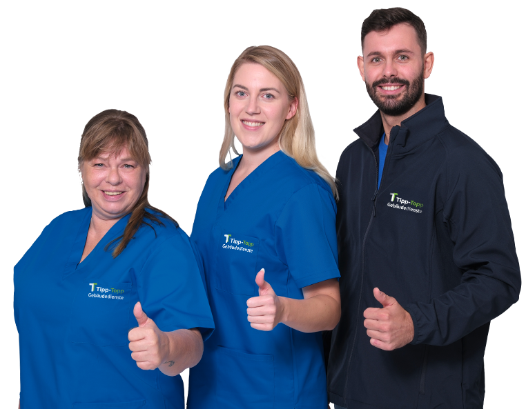 Drei Mitarbeiter einer Reinigungsfirma für Gebäudereinigung und Büroreinigung in blauer Arbeitskleidung mit Daumen hoch